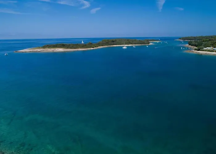 In Near Hidrobaza Apartmán *