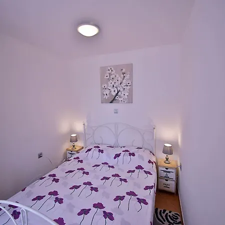 Apartment In Near Hidrobaza