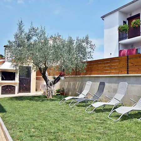 Apartment In Near Hidrobaza